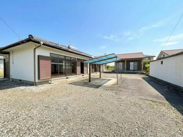 Koyu District, Takahashi Town, Oaza Mochida (Takahashi Station) Single-story building 4LDK
