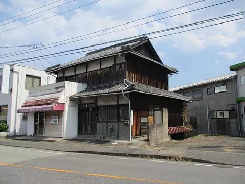 Bizen City, Higashi Katakami (Bizen Katakami Station) 2-story 8SK