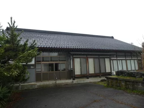 Nakaniikawa-gun Tateyama Town, Buchigami (Enokimachi Station) 2-story building 10SDK