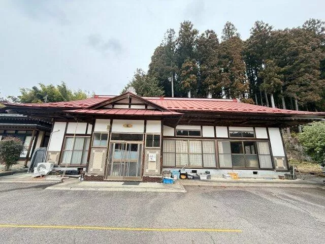 Shirakawa City, Omotegou Uchimatsu, Goto Maki (Shirasaka Station), single-story building, 5LK