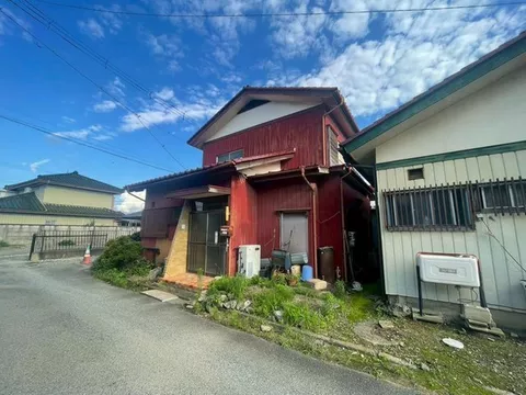 Convenience store, supermarket, and restaurants within walking distance! Good access to various directions! - Image 2