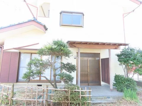 Land area of 100 tsubo! Building area of 42 tsubo! Spacious 5DK! Personal space can also be secured◎