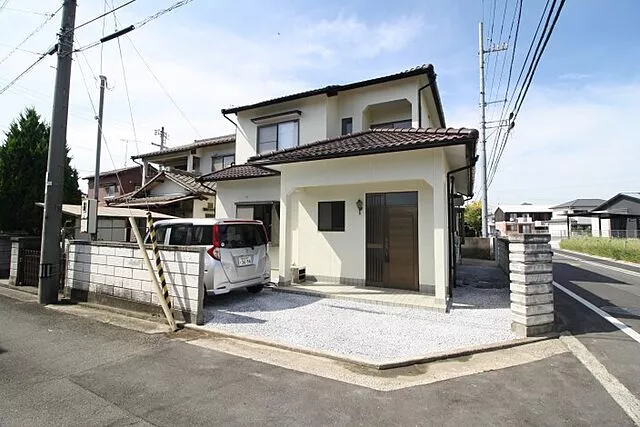 Used single-family home in Kokubunji Town, Takamatsu City, Fukuie