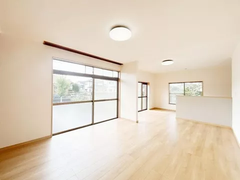 [Open House Held] Under renovation, parking for 3 cars in parallel! Enjoy time with family in the open kitchen