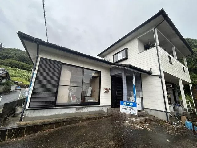Open house held / Current sale until September 7 / Immediate occupancy available / Current sale / Quiet residential area / Front