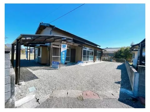 [Open House] [Interior and exterior renovation completed] [Move-in available within the year] Recommended single-story 3LDK