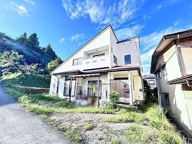 Used single-family home in Yamagata City Kashikura