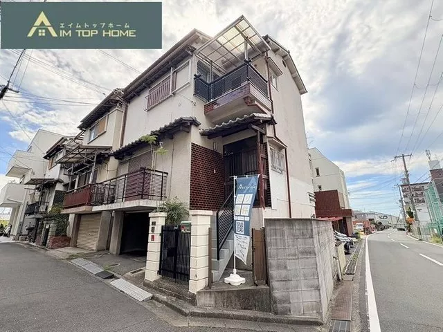 [Purchase possible from around 20,000 yen per month / Northeast corner lot / Front road over 6m / Spacious feel]