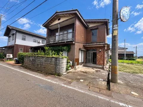 3 minutes walk from Nishitsubame Station! A DIY-based house to grow and enjoy to your liking