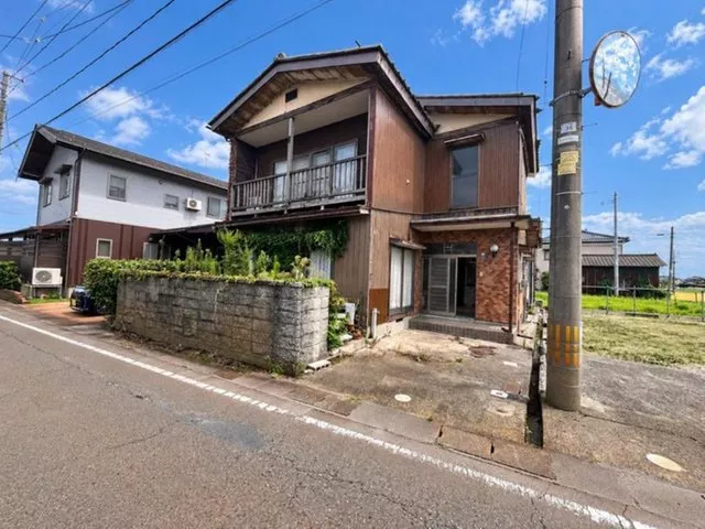 3 minutes walk from Nishitsubame Station! A DIY-based house to grow and enjoy to your liking