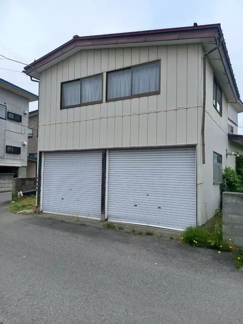 Yonezawa City, Hanazawa Town 1-chome (Yonezawa Station) 2-story building 5DK