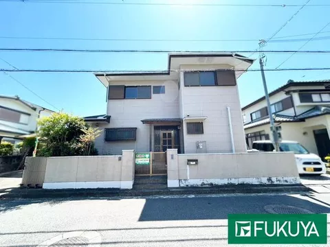 ◆ Renovation scheduled for completion by the end of June of Reiwa 8! ◆ Land area 63 tsubo! Building area 45 tsubo! 6LDK!