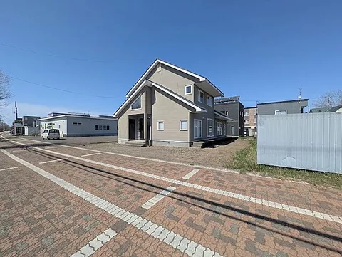 Used single-family home in Ishikari City, Hanakawa Kita 7-jo (No.1009)