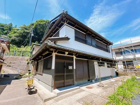 Kaifu District, Kaiyo Town, Shishikuiura, Takegashima (Shishikui Station) 2-story building 6K