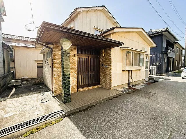 Used single-family home, Iizawa, Kurobe City, Toyama Prefecture