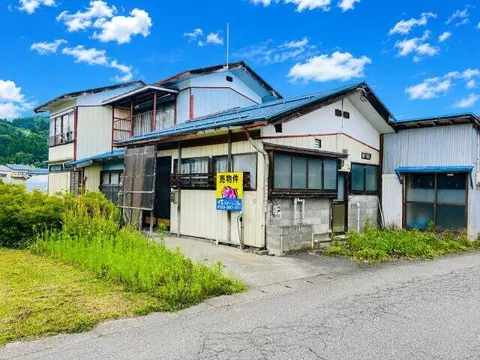 Yama-gun Nishi-Aizu Town Muraoka Aza Mitane 2-story 8DK