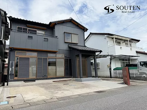 Used single-family home 3.3 km from Tarumi Railway Mieji Station