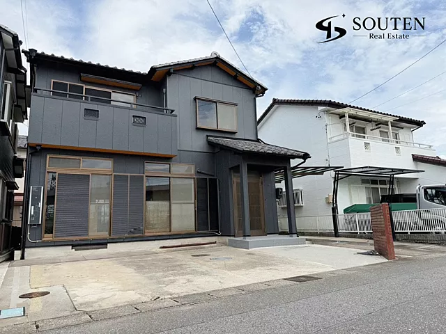 Used single-family home 3.3 km from Tarumi Railway Mieji Station