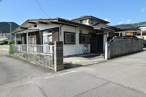 Used single-family home in Kitashin 2-chome, Kofu City