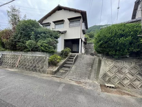 Shimonoseki City, Maeda 2-chome (Shimonoseki Station) 2-story building 4DK