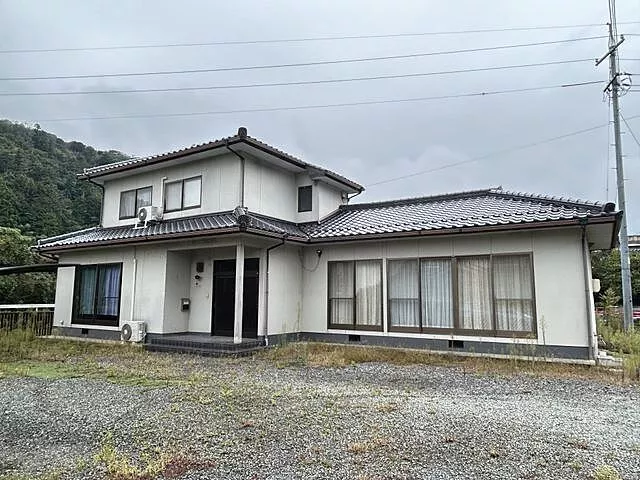 Used single-family home, Kamiyama Town, Tomata District, Kagawa