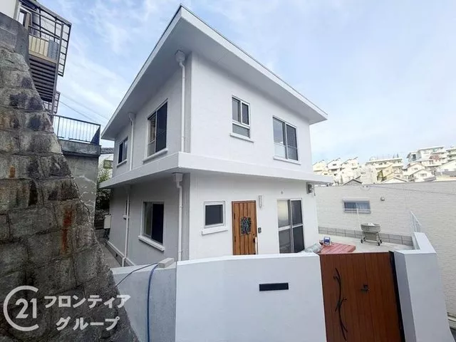 Renovated in March of the 8th year of Reiwa + Immediate viewing available! Convenient for commuting, 8 minutes on foot from JR Maiko Station