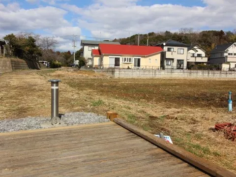 Good scenery! By the shore of Lake Ushiku! You can see the colors of the four seasons from the window!