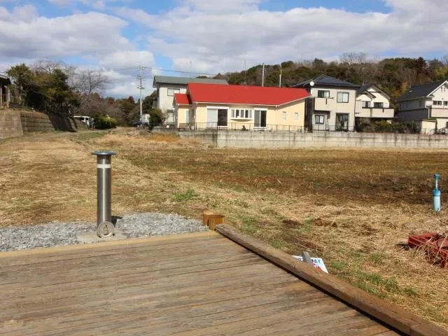 Good scenery! By the shore of Lake Ushiku! You can see the colors of the four seasons from the window!