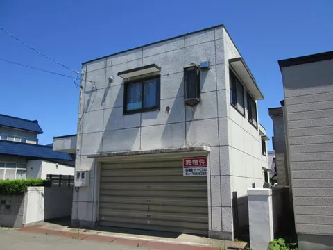 Aomori City, Namiuchi 2-chome (Aomori Station), 2-story, 8DK