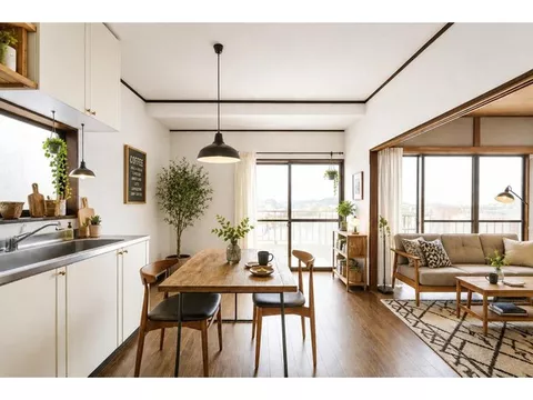 A bright and open lifestyle in a sunny 4DK house located in a quiet residential area♪