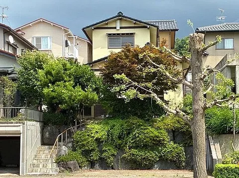 Used single-family home Kanazawa City Nagasakadai Used house