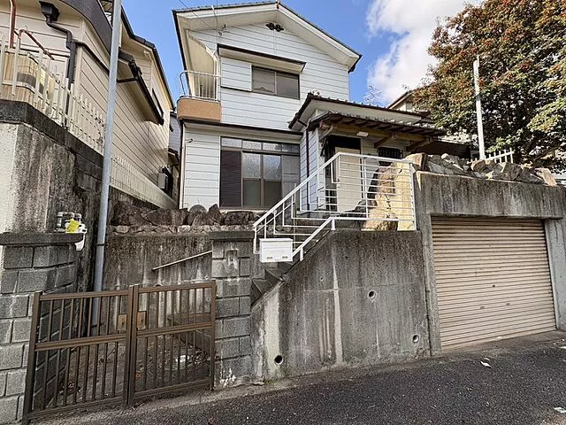 Used single-family home Yahata Ankizuka - Used house