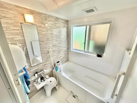 Kaminoyama City, Asahimachi 1-chome (Kaminoyama Onsen Station) 2-story building 5K