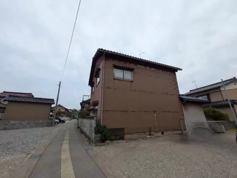 Ashizaki, Nyuzan Town, Shimoniikawa District (Nishi-Nyuzan Station) 2-story 4LDK