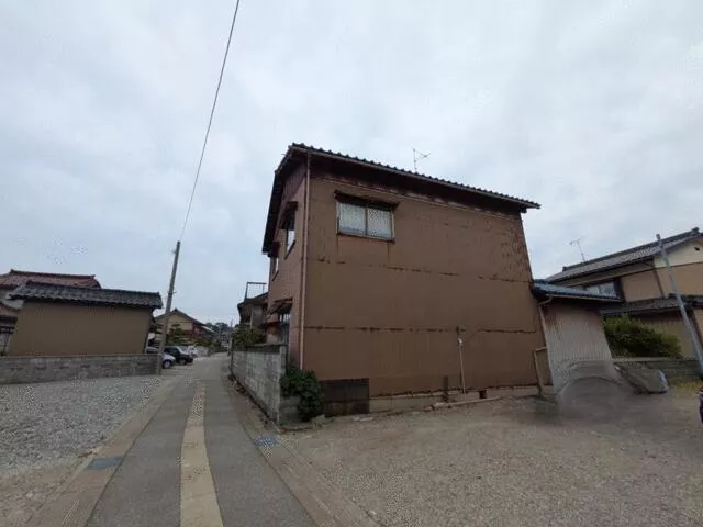 Ashizaki, Nyuzan Town, Shimoniikawa District (Nishi-Nyuzan Station) 2-story 4LDK