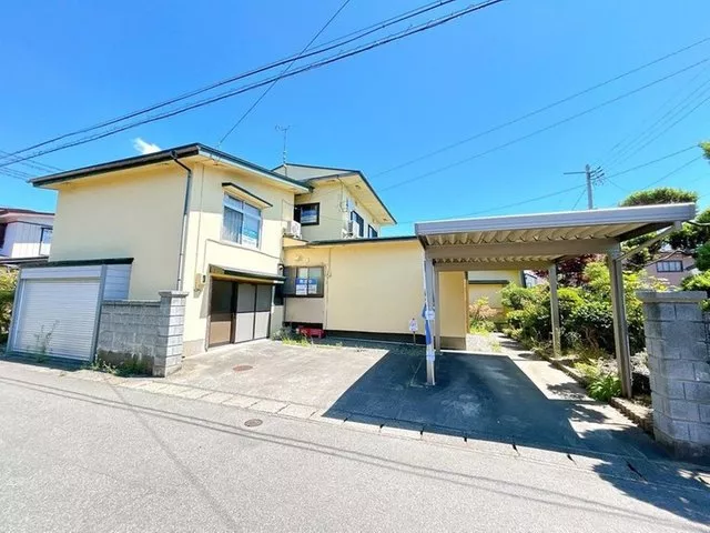 【Open House】Current sale until August 13 / Immediate occupancy available / Parking for 3 cars / Corner lot /