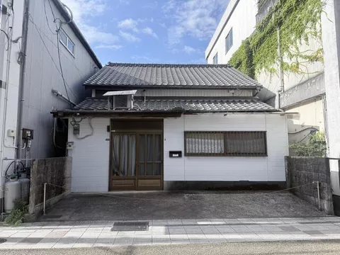 Saiki City, Joto Town (Saiki Station), 2-story building, 4DK