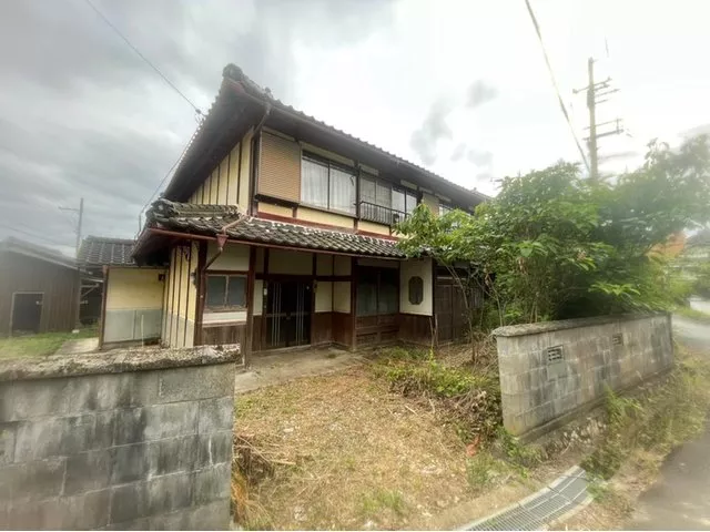 Kawakita (Ishihara Station) 600,000 yen
