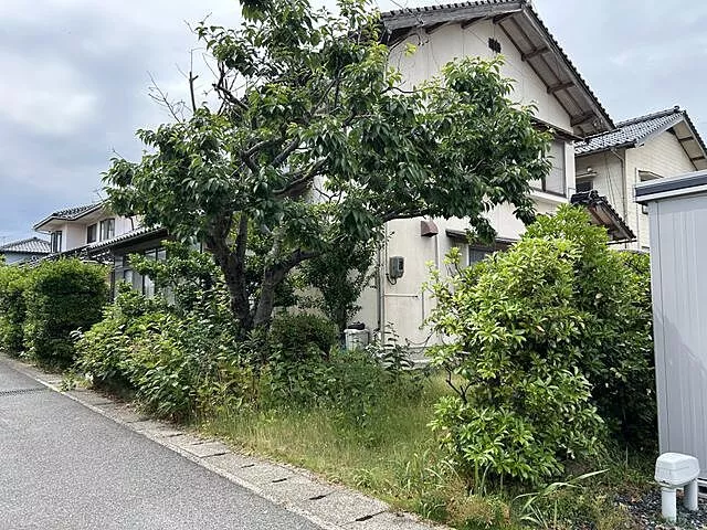 Used single-family home in Tohaku-gun Kitaeicho Higashizono