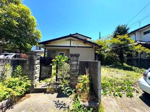 ◆ Land over 90 tsubo ◆ Garden ◆ Japanese-style room ◆ Flooring ◆ Storage ◆ Veranda ◆ Car space