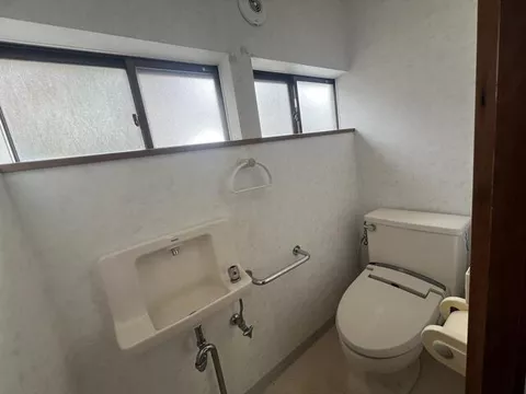 Joetsu City, Onuki 4-chome (Takada Station) 2-story building 5DK - Image 4