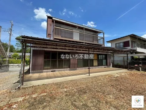 [Renovated♪] Ample storage for comfort! [Site 87 tsubo] Possible to have a home garden in the yard♪