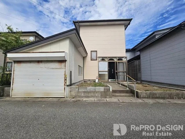 Convenient with a reheating function for the bath! Close to main roads! Parking expansion consultation available