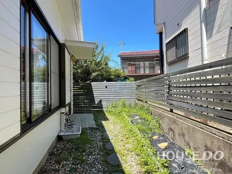 3LDK with views of Mount Fuji and the sea, interior and exterior renovations completed♪ Includes a wooden deck