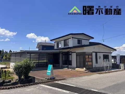 [Special benefits for our contracts] Spacious parking for 3 or more cars! A renovated home that has been refreshed for comfortable living