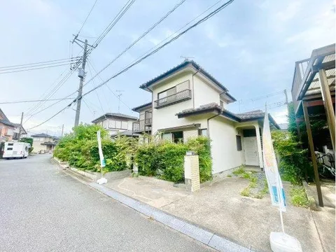 Popular area♪5LDK! Spacious family-oriented property♪With garden! Parking for 2 cars available
