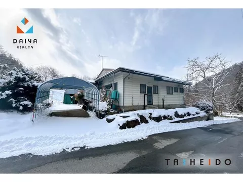■ Enjoy the rich nature and seasonal landscapes ■ Serene location