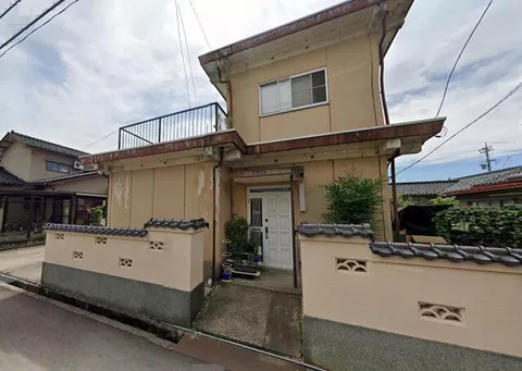 2-story, 4DK in Todocho 6-chome, Takaoka City (Todo Station)