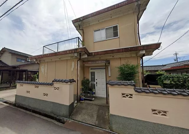 2-story, 4DK in Todocho 6-chome, Takaoka City (Todo Station)