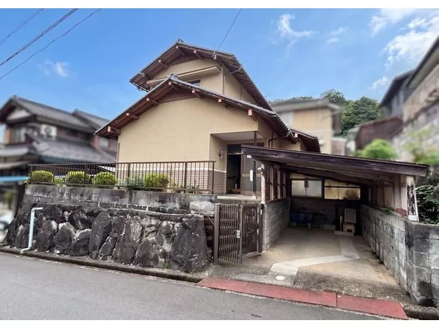 ■ Maizuru City Showadai, 4DK! ■ There are many Japanese-style rooms, allowing for a spacious and comfortable stay ♪